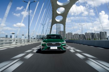 春节福利再多“亿”点，百万银河迎新拜年团购会“马”上启动