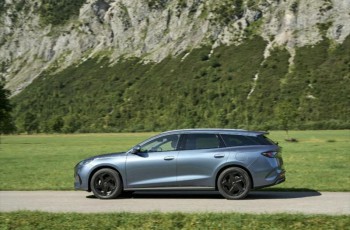 比亚迪2025年销量跻身全球前五，创中国车企集团历史最高纪录