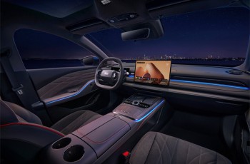 丹尼尔·克雷格携手腾势 共赴豪华可持续出行未来